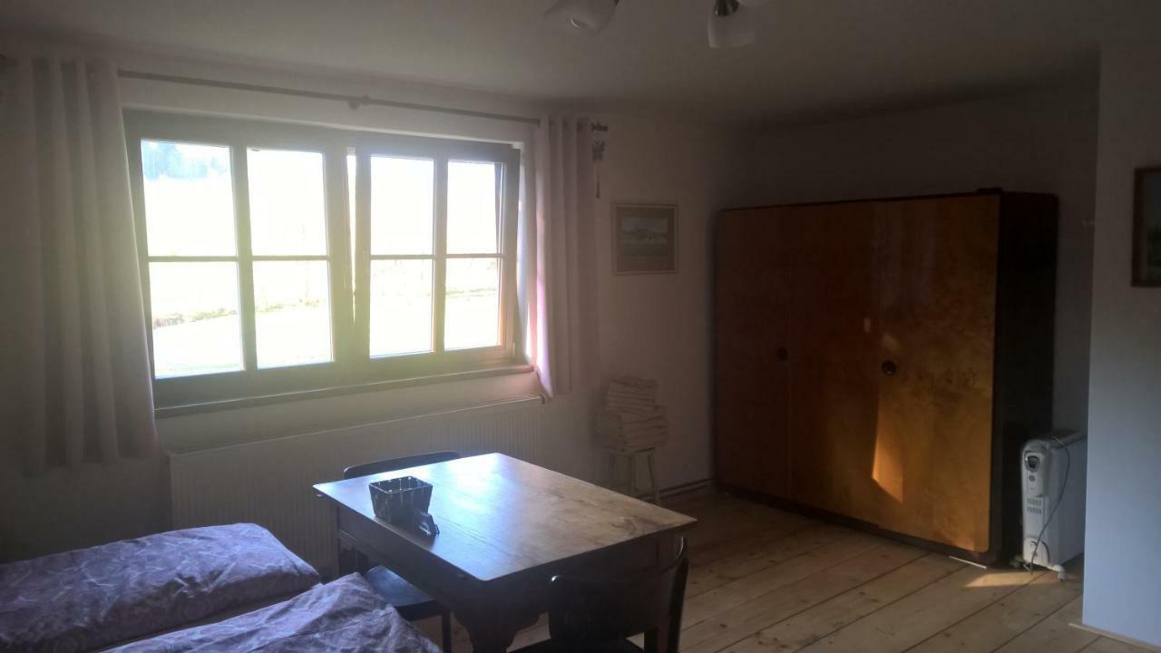 Kovářův mlýn Apartamento Stachy Exterior foto